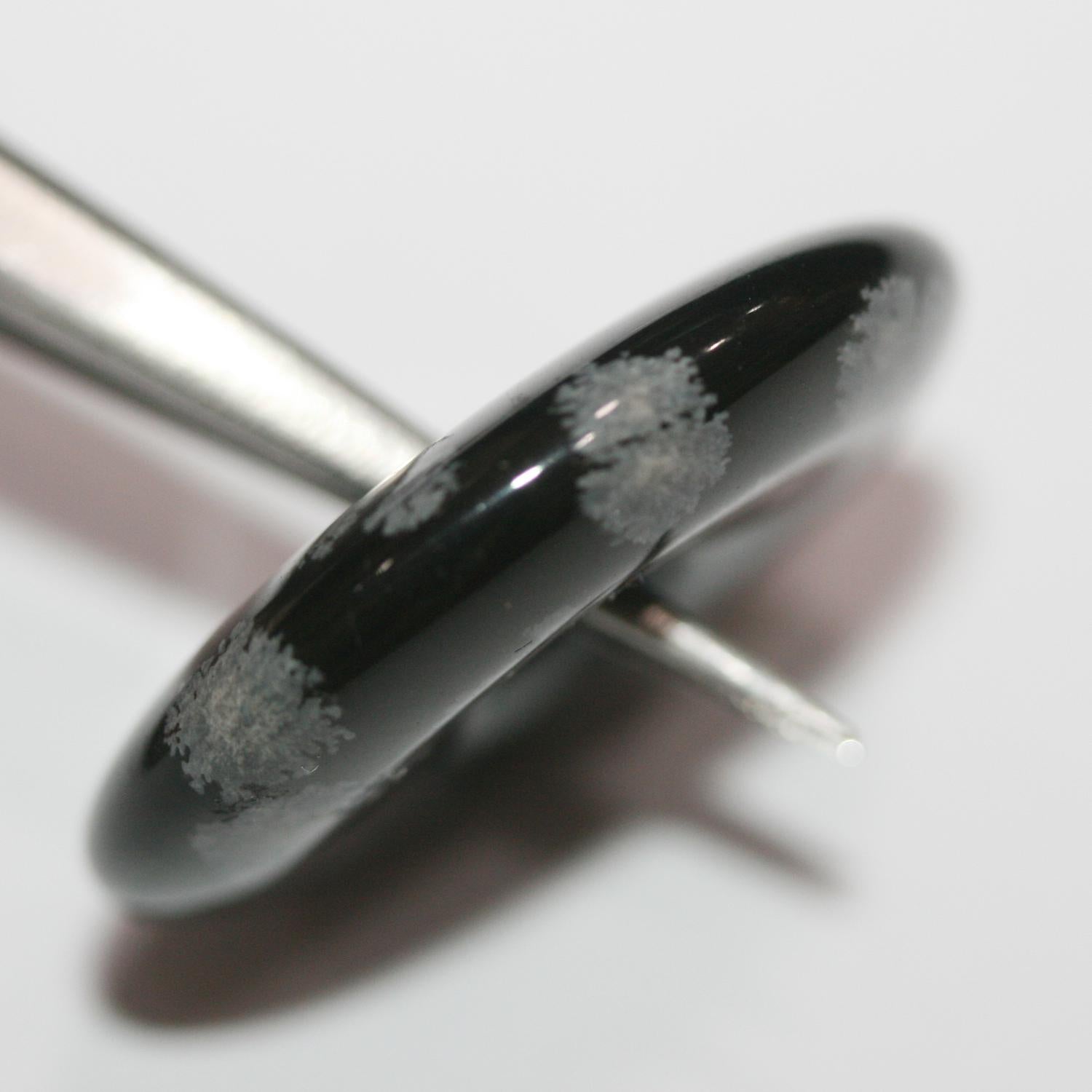 Pendentif en obsidienne lisse en forme de donut, 30 mm.