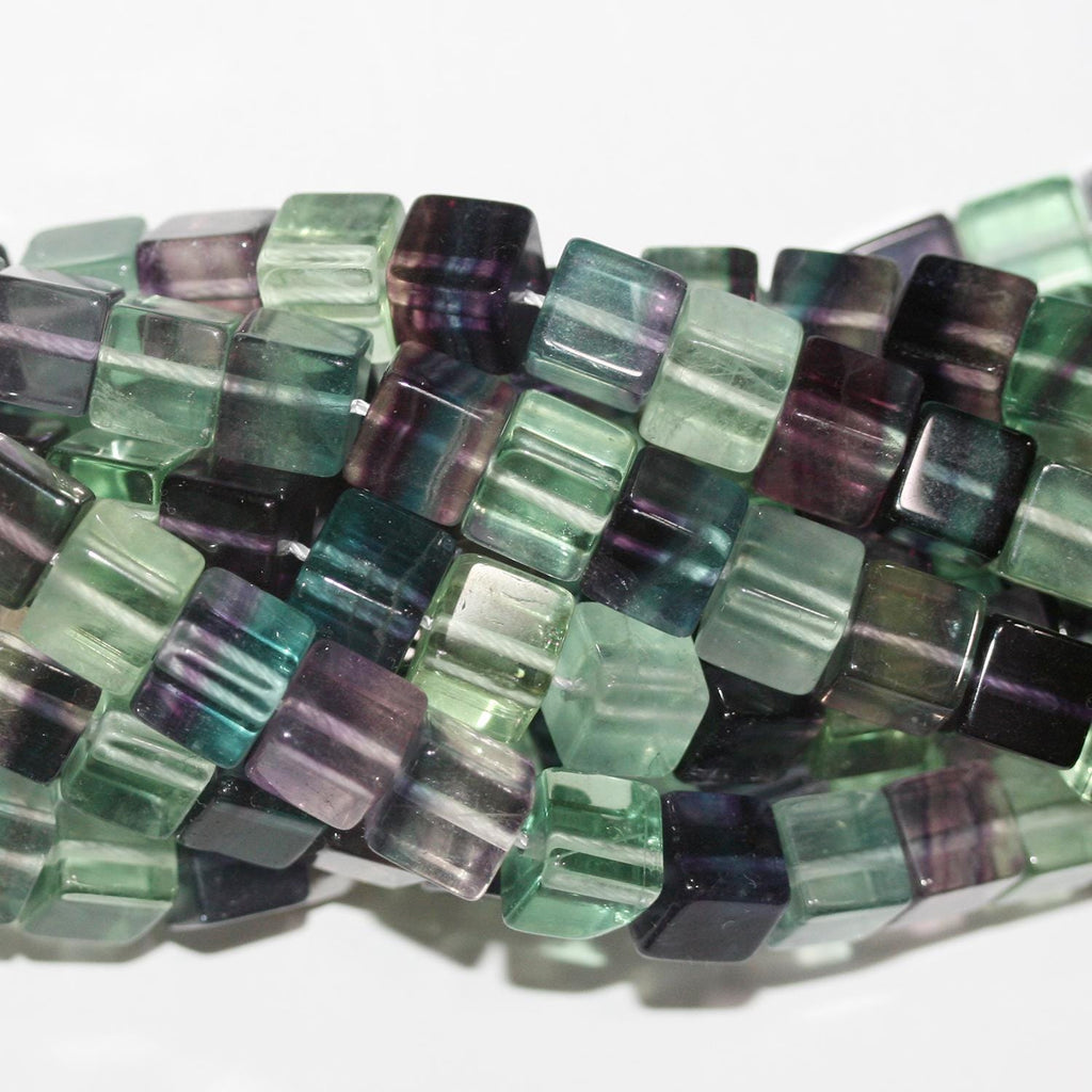 Perles cubiques lisses en fluorite St 15" 8 mm.- Brin 39 cm.