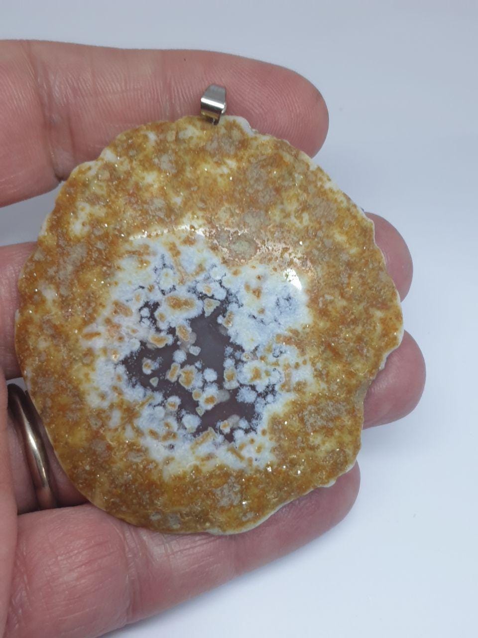 Pendentif en agate naturelle lisse avec inclusions rares, environ 62 x 56 mm - Pouvoir de guérison - Inclusions naturelles uniques
