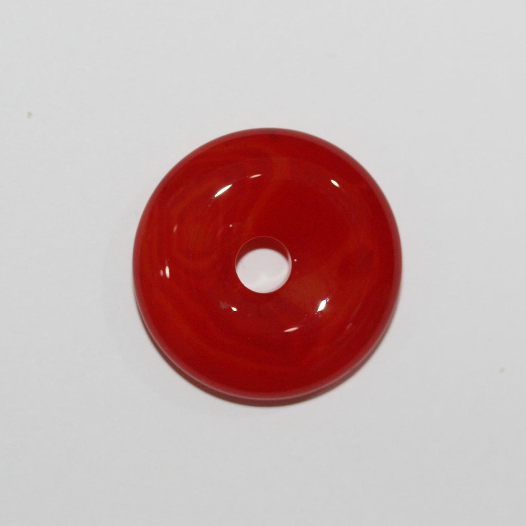 Pendentif donut lisse en agate rouge 26 mm