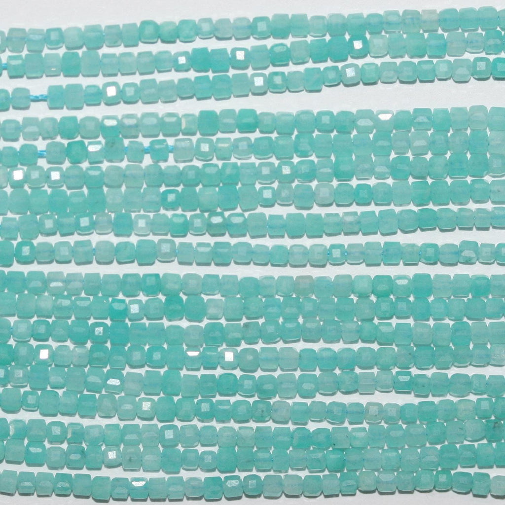 Perles cubiques à facettes en amazonite St de 15 pouces, 2 mm, brin de 39 cm.