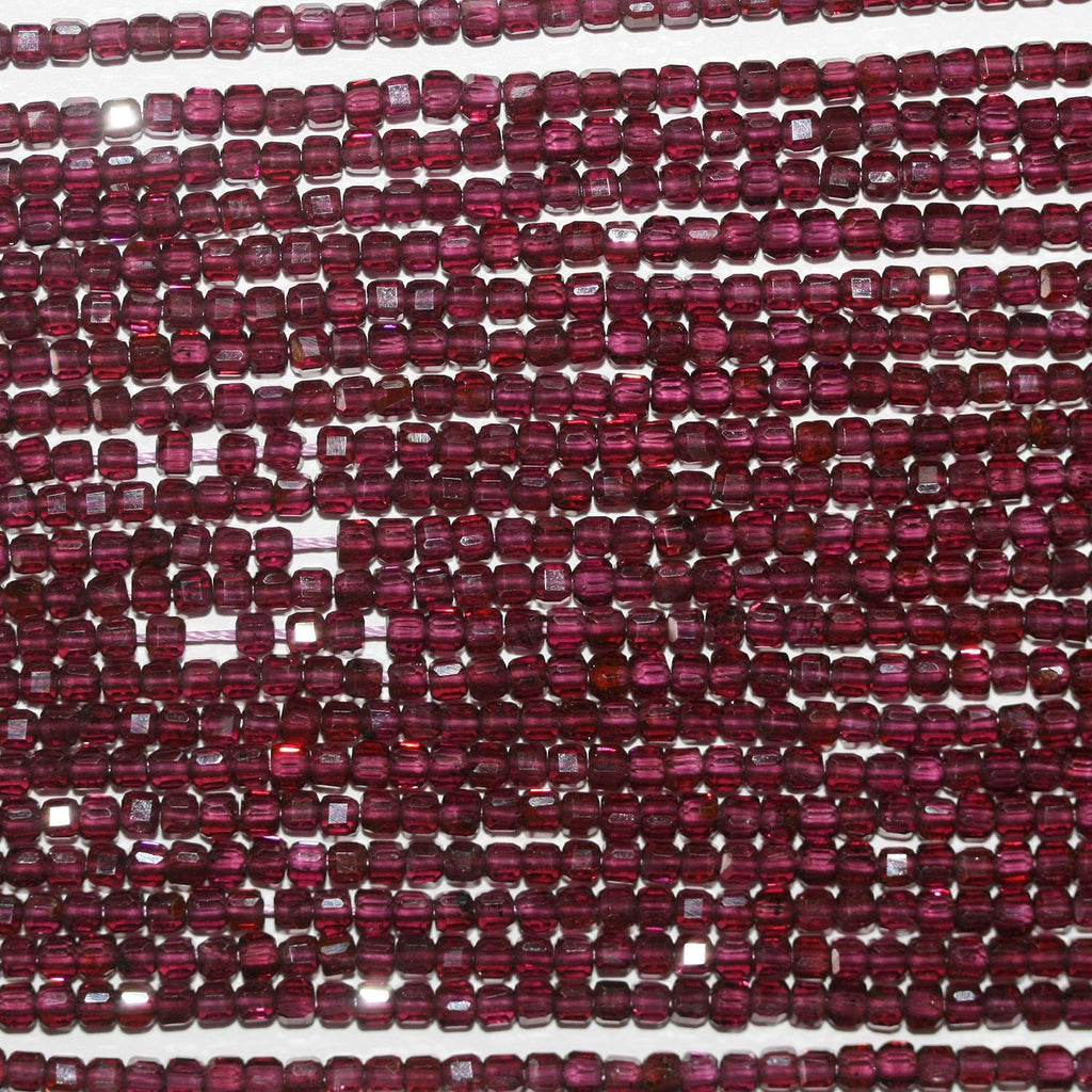 Perles cubiques à facettes en grenat rhodolite St de 15 pouces, 2 mm, brin de 39 cm.