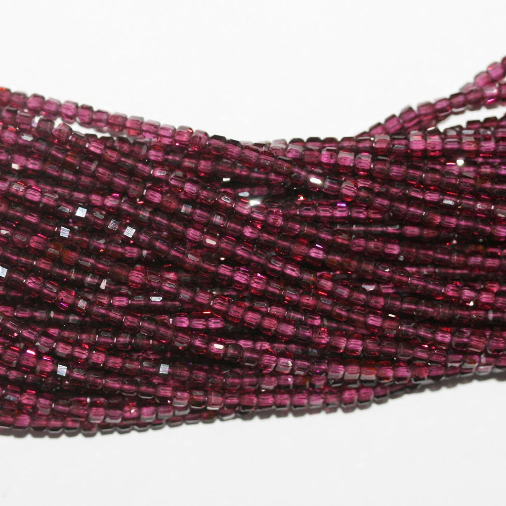 Perles cubiques à facettes en grenat rhodolite St de 15 pouces, 2 mm, brin de 39 cm.