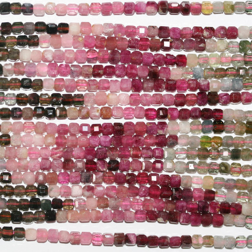 Perles cubiques à facettes en tourmaline St de 15 pouces, 3 mm - Fil de 39 cm.