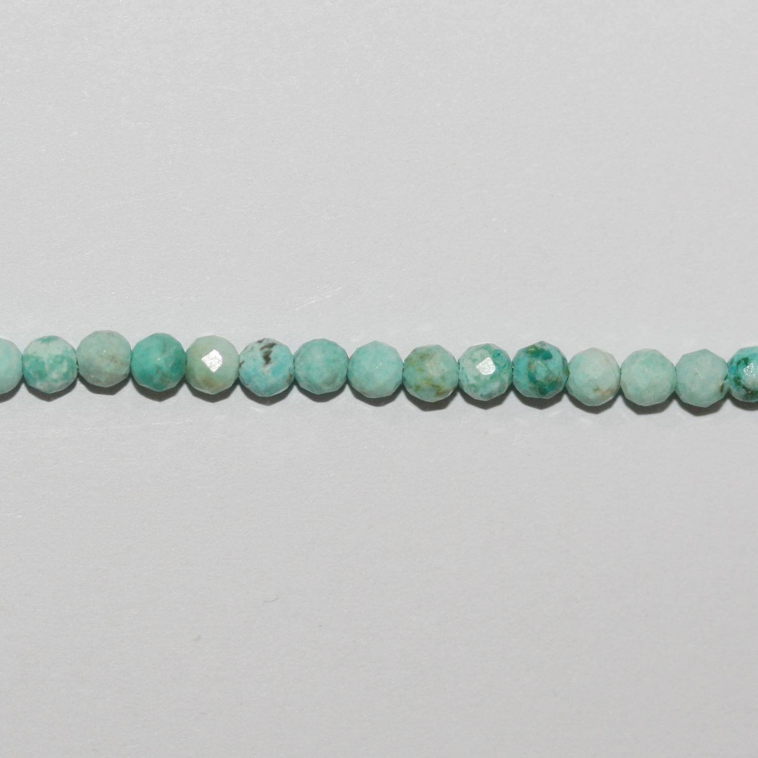 15" perles rondes à facettes en turquoise péruvienne, 3 mm. - Fil. 39 cm.