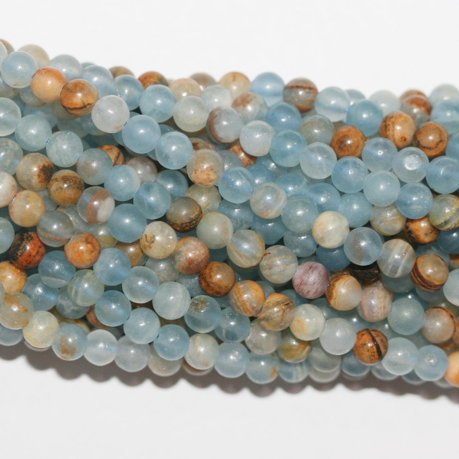 Perles rondes lisses en calcite bleue St, 4,5 mm, 15 pouces (38 cm) - Fil de 39 cm