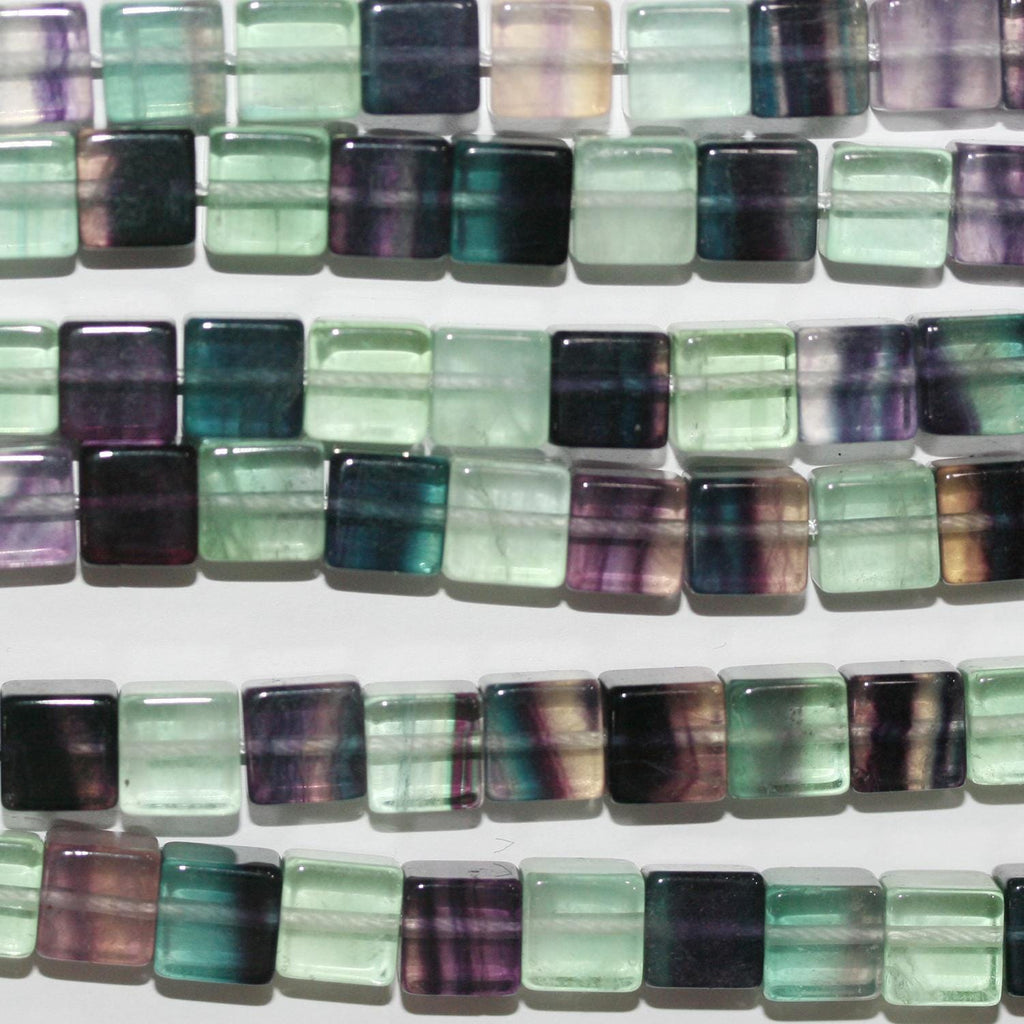 Perles cubiques lisses en fluorite St 15" 8 mm.- Brin 39 cm.