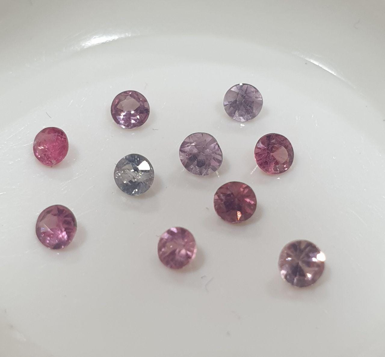 Lot de spinelles multicolores à facettes rondes de 2,5 mm (10 pièces)