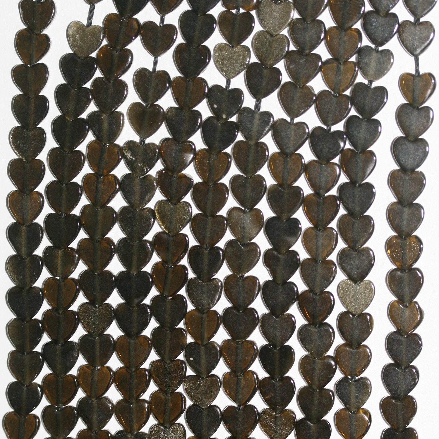 Perles en obsidienne lisse en forme de cœur, 15 pouces, 6 mm. Fil de 39 cm.