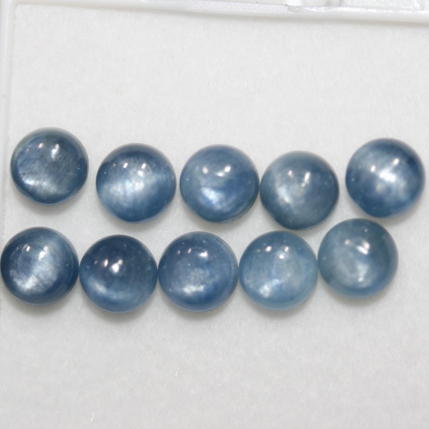 Kyanite Round Cabochon 6 mm. (10 pcs.).- Item: 520CB