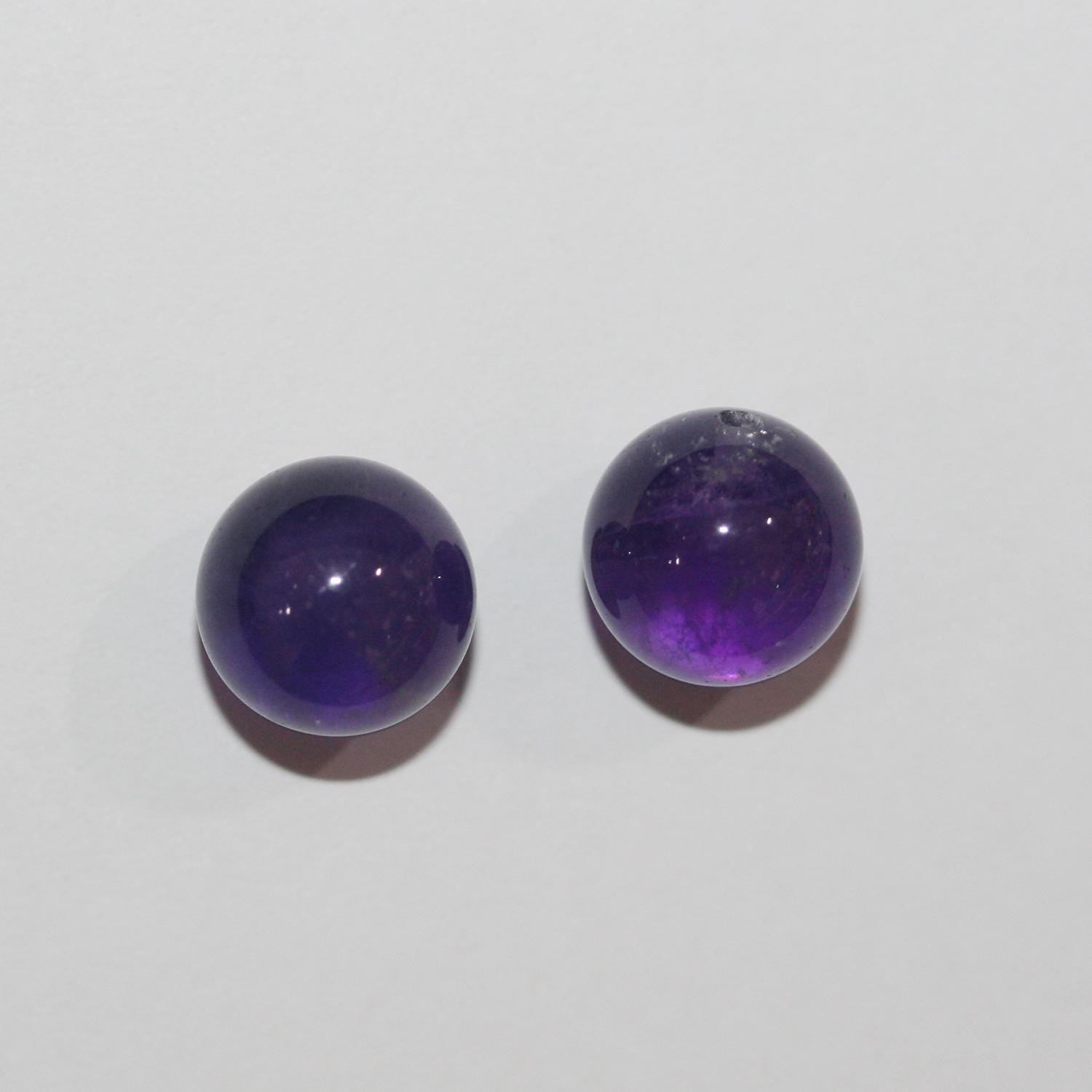 Perles rondes en améthyste semi-percées de 8 mm (1 paire)
