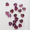 Lot de grenat rhodolite facetté en forme de cœur 4 mm .- (5CT) .