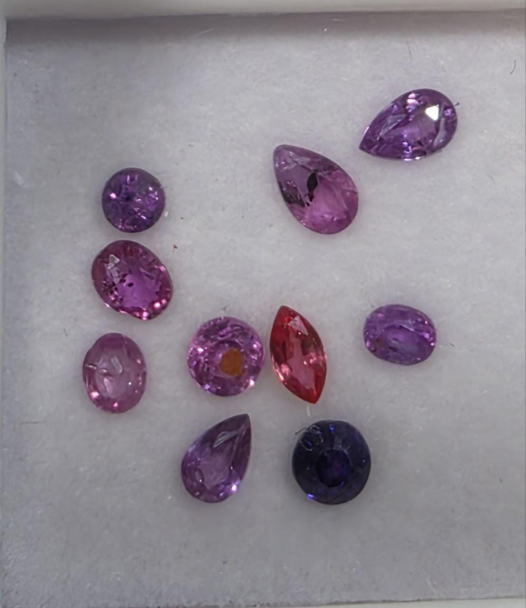 Lote de zafiros morados y rosados ​​mixtos - Varios tamaños y formas: ovalados, redondos, en forma de pera - Gemas al por mayor - Piedras naturales para joyería
