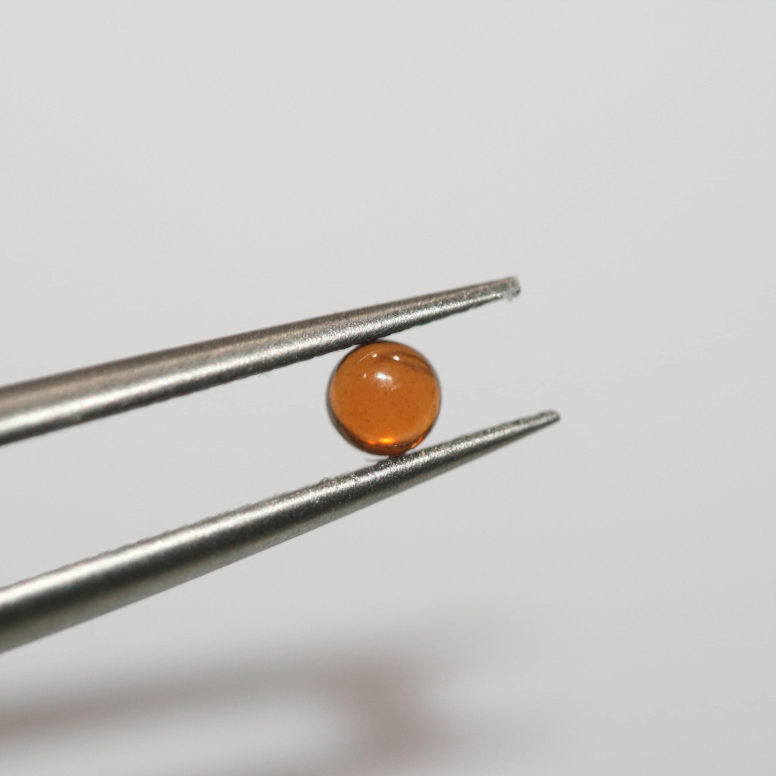 Hessonite Garnet Smooth Round Cabochon 3mm. (25 Pcs).- Item.1762CB