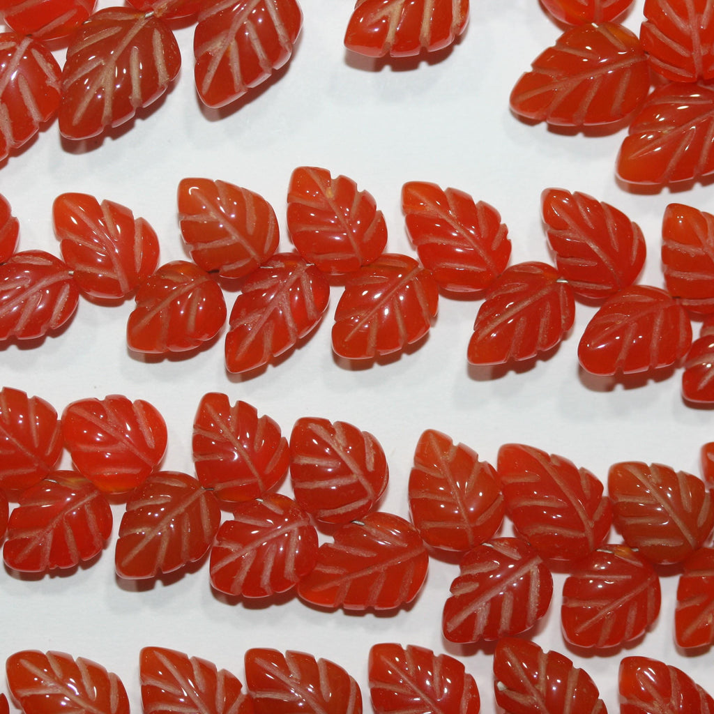 Cuentas de hoja de cornalina de 8" (12 x 8 mm). Aprox. - Hilo de 20 cm. - Artículo 15027