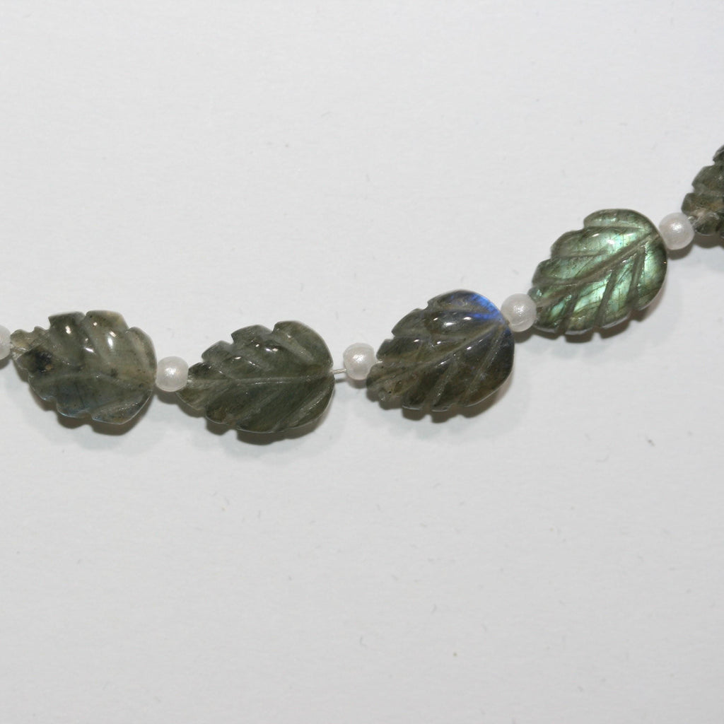 Cuentas de hoja galonada de labradorita de 8", 12 x 8 mm aprox. - Hilo de 20 cm - Artículo 15032