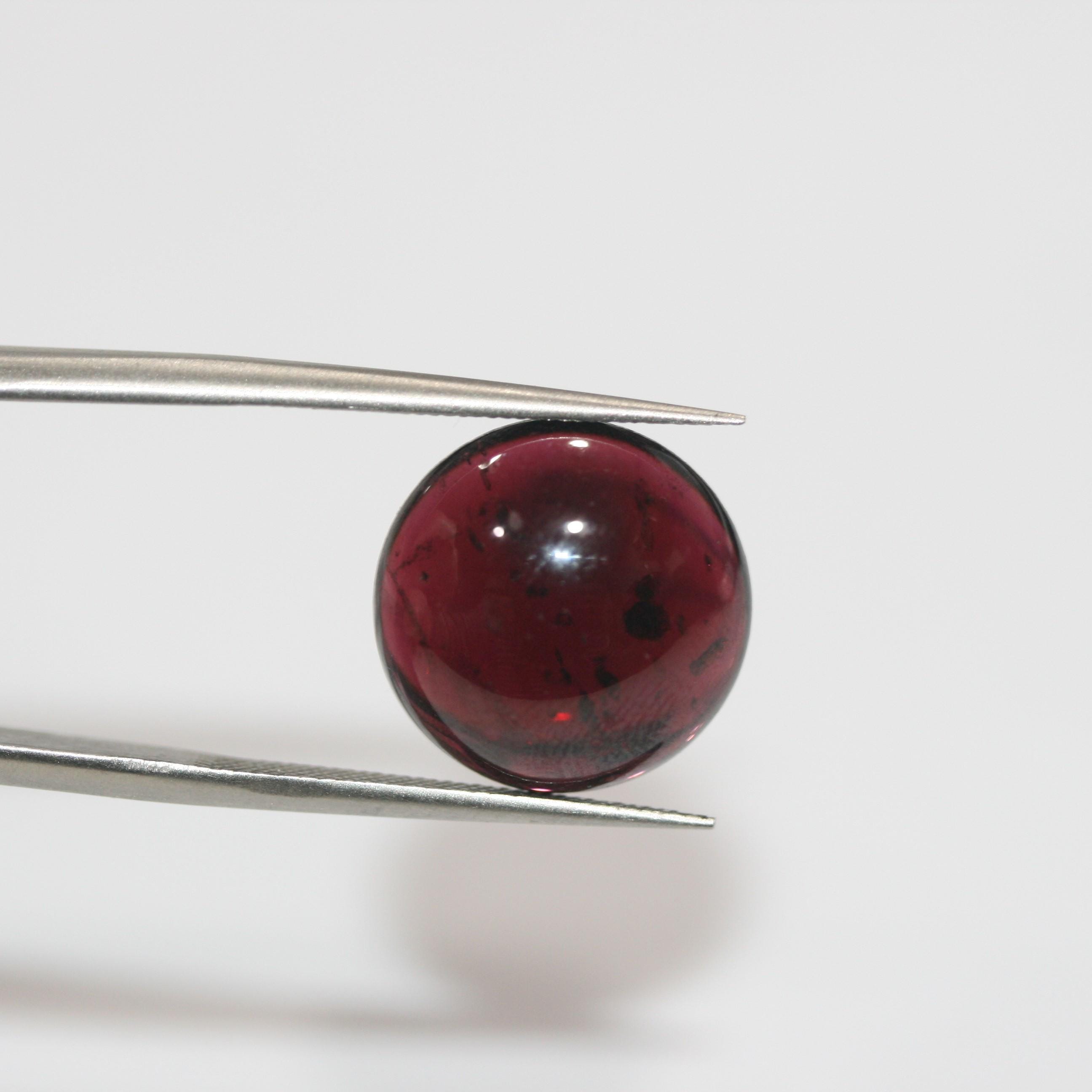 Garnet Round Smooth Cabochon 14mm.-(1 pcs.)
