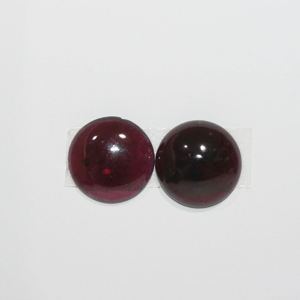 2 Pcs Garnet Round Smooth Cabochon 13mm.-(2 pcs.)