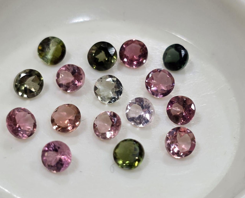 Lot de tourmalines multicolores à facettes rondes de 3 à 3,2 mm (16 pièces) - Pierres précieuses naturelles