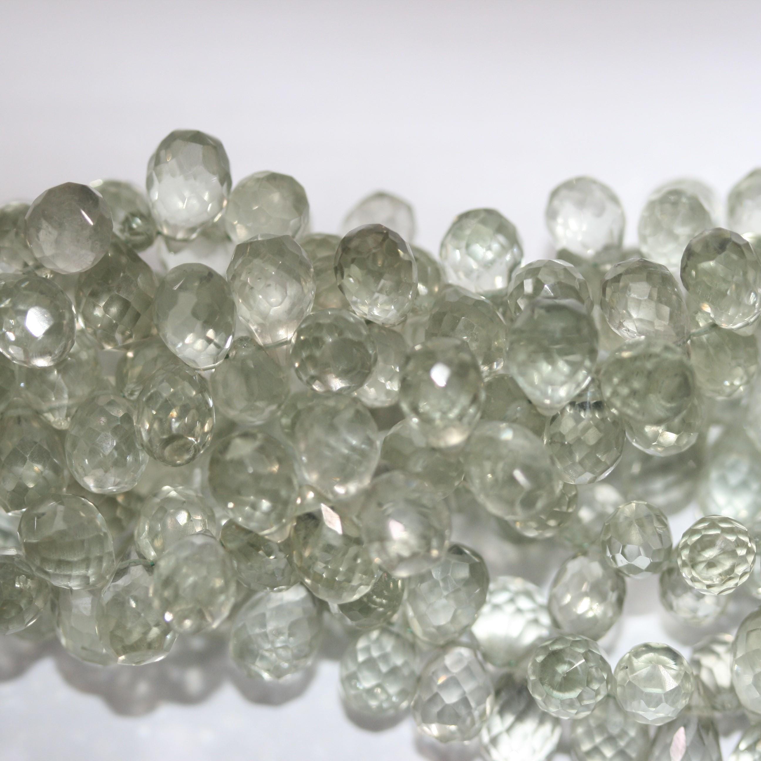 Perles en forme de goutte à facettes en prasiolite St de 8 pouces (7 x 5 mm). Longueur approximative du brin : 20 cm.