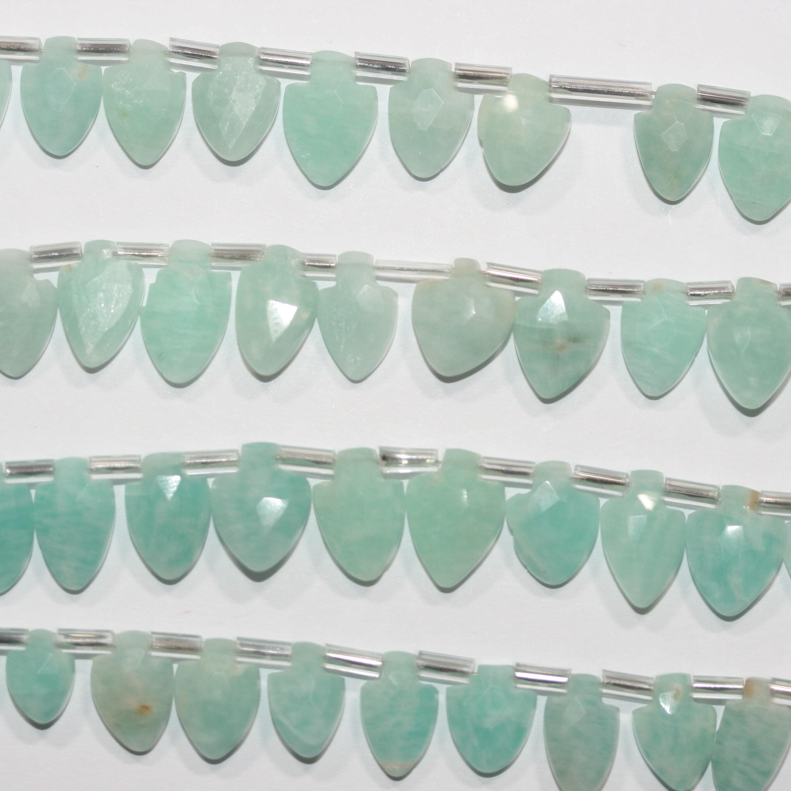 Cuentas de Amazonita Santa con Punta de Lanza Facetada de 8" (11 x 8 mm) - Hilo de 20 cm - Ref. 15015