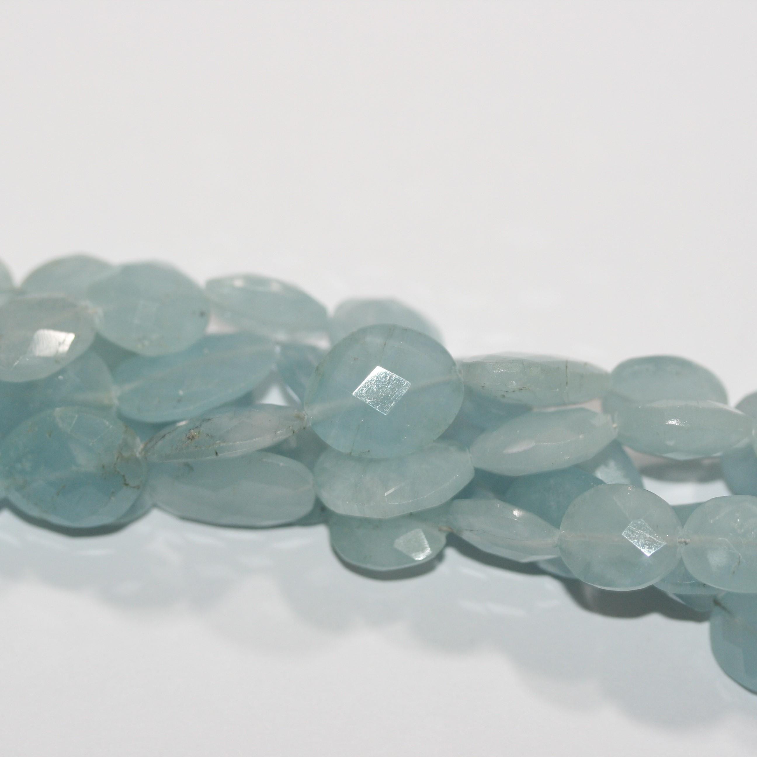 Cuentas ovaladas facetadas de aguamarina de 8", 13 x 10 mm aprox. - Hilo de 20 cm.