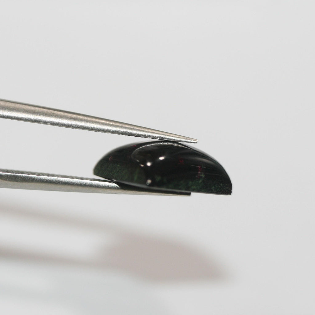 6 cabochons carrés lisses en grenat de 10 mm.-(6 pcs.)