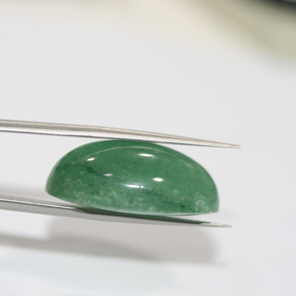 Cabochon ovale lisse en aventurine 27,5 x 17,8 mm (42,27 ct)